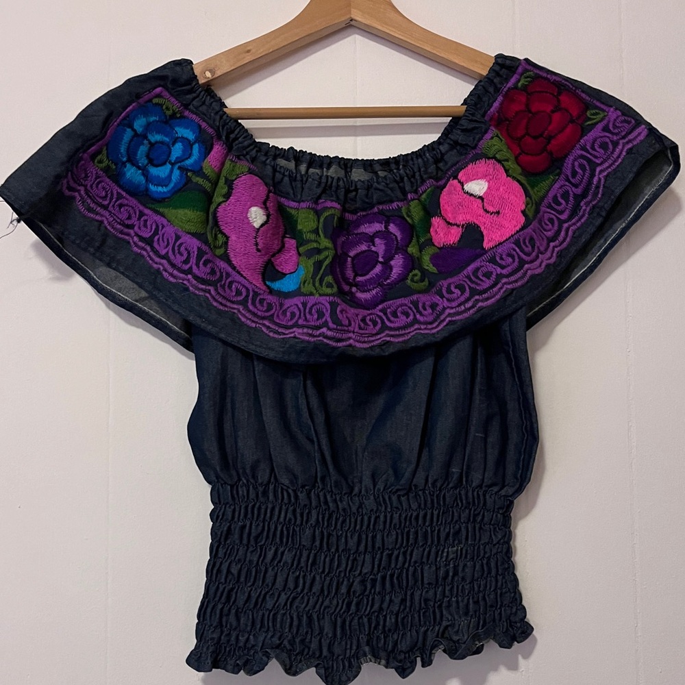 Made in Mexico. Handmade Women’s top.
